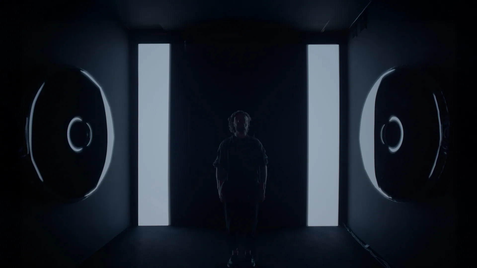 MIRROR VOID